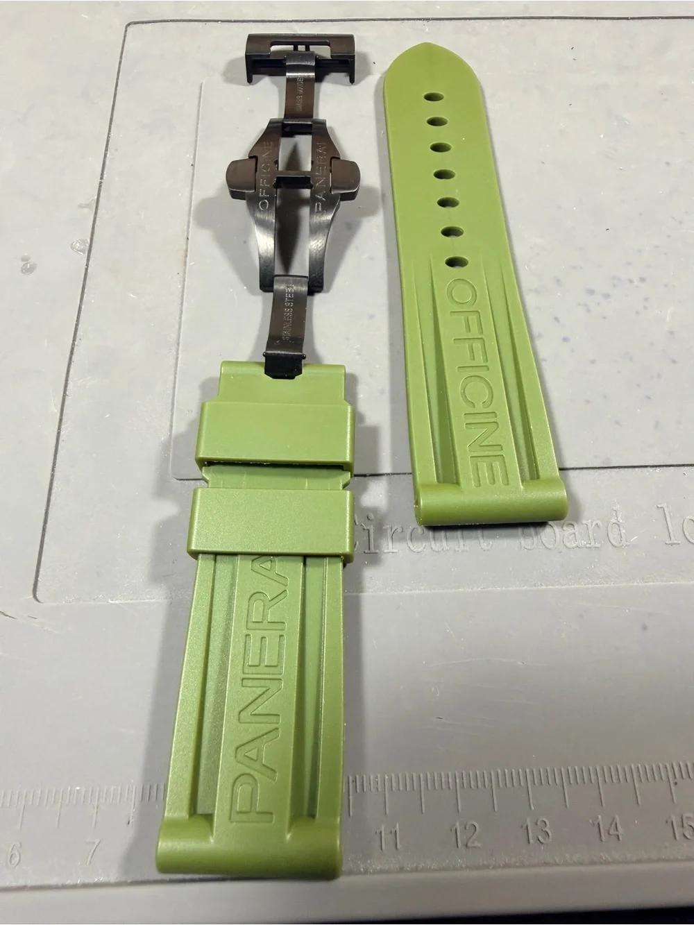 24mm military strap Olive Green Rubber Watch Strap